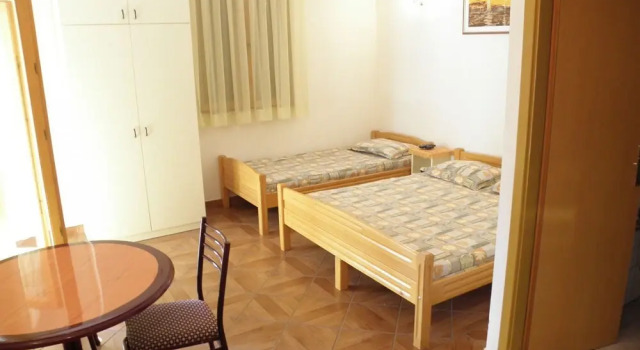 Brane - 180m to the sea - A3, Rezerwuj Hotel Hotele w Mulo z parkingiem, Parking