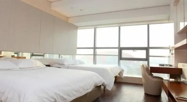 Номер Deluxe Nanjing YuTimes Hotel