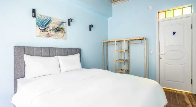 Stylish Flat With Excellent Location in Beyoglu, Забронировать Апартаменты/квартира Бейоглу Стамбул, рядом с Галатасарайский лицей