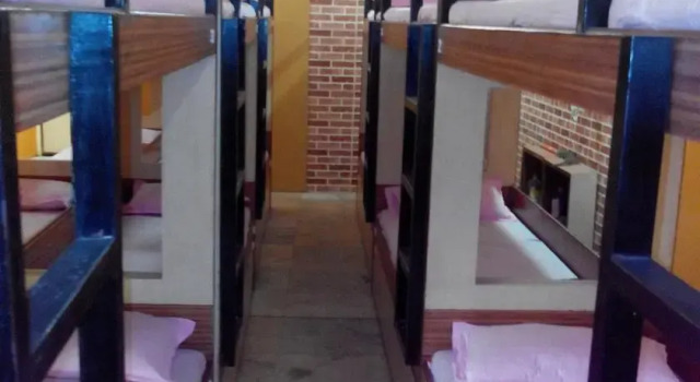 Centralline Guest House