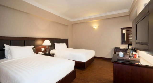 Двухместный номер Deluxe AnThai Saigon Hotel