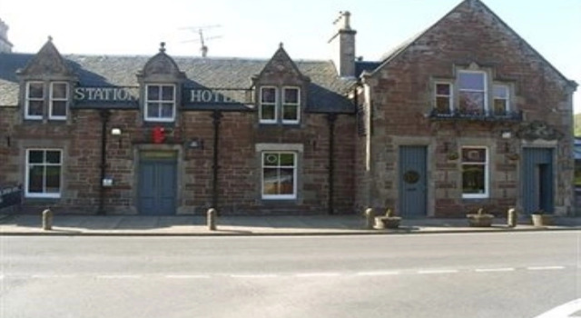 Station Hotel, Забронировать Отель Авок Black Isle