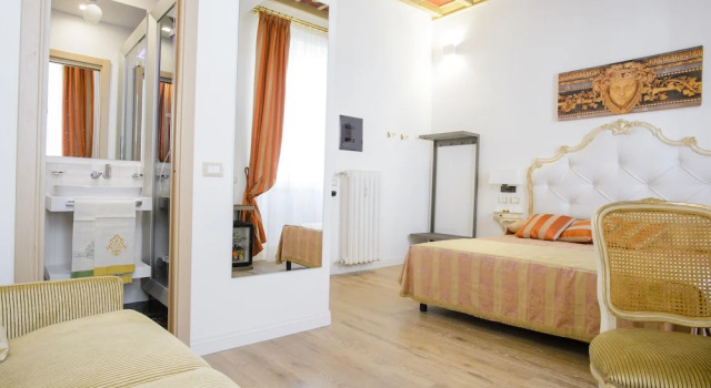 Excellent Trinity Rooms, Забронировать Отель Отели Рима 4 звезды, 4*