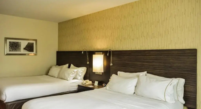 Двухместный номер Standard Holiday Inn Express and Suites - Bradford by IHG