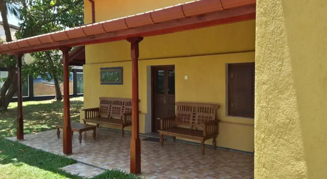 Вилла с балконом и с видом на море Villa Caterina Group