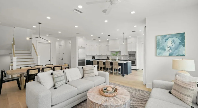 Коттедж The Gemma Collection - 4 Stunning CWB Pool Homes