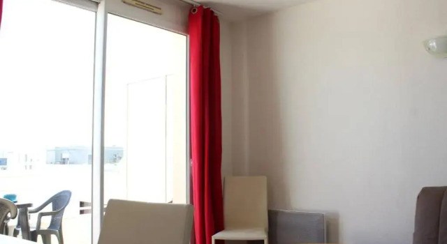 Appartement La Rochelle, 2 pièces, 3 personnes - FR-1-246-210, Rezerwuj Apartament Hotele w Charente-Maritime z basenem, Basen