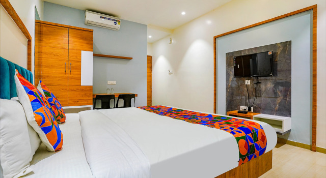 Fabhotel Kesar Inn, Забронировать Отель Отели штата Махараштры 3 звезды, 3*