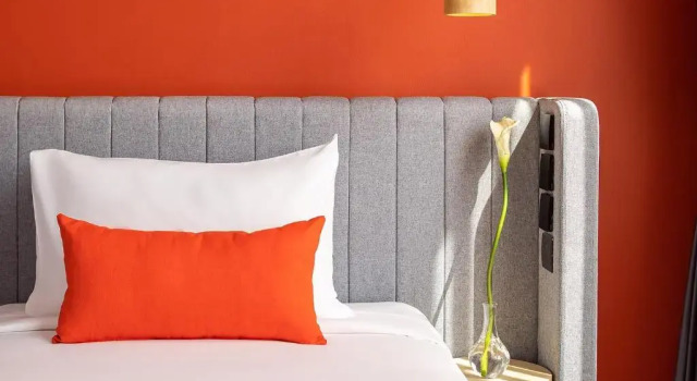 Полулюкс Travelodge Nimman