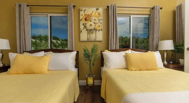 Двухместный номер Deluxe с балконом и с видом на горы Majestic Heights Bed & Breakfast