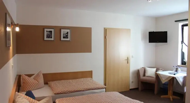 Gästehaus Zum Felsenkeller Steigerthal, Rezervovat Hotel Nordhausen Durynsko