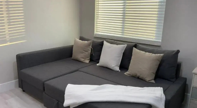 Коттедж с 2 комнатами Zen Beach Retreat