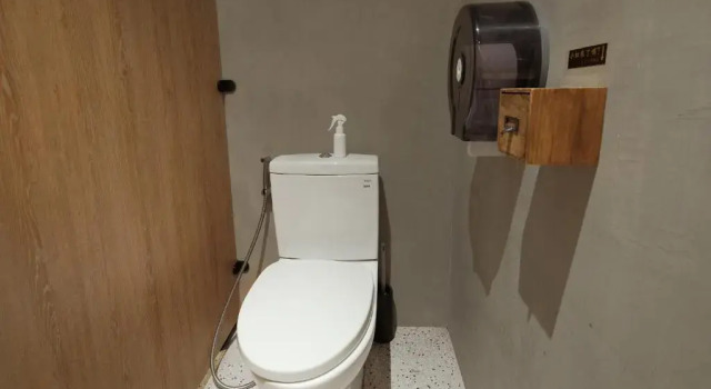 Кровать в общем номере (женский номер) Journey Hostel