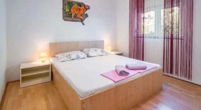 Amazing Apartment in Rab With Wifi and 1 Bedrooms, Prenota Appartamento Arbe 