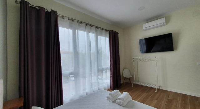 REDONDELA APARTMENTS - Bedroom, Bathroom & Kitchen, Prenota Appartamento Redondela 