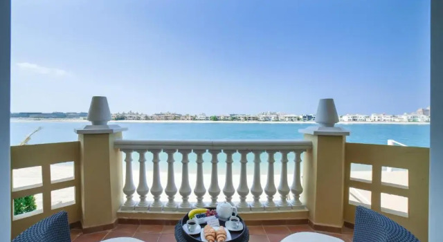 Вилла Deluxe 4BR Palm Villa With Private Beach and Pool with Complimentary Golf