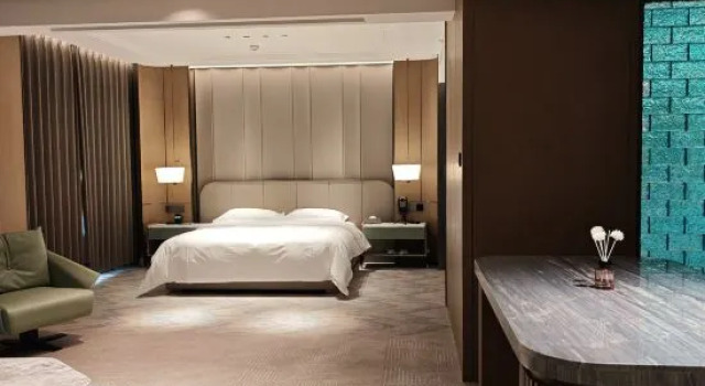 Люкс Executive Baolifeng International Business Hotel