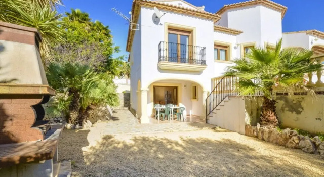 Villa - 7 Bedrooms with Pool and WiFi - 104969