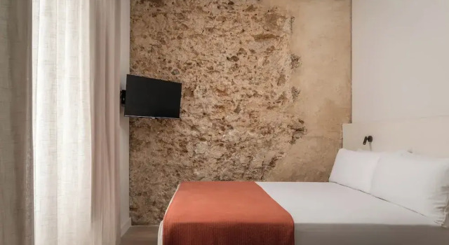 Номер Economy BYPILLOW Casa Gades