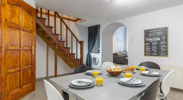 Апартаменты Astoria Heritage Suites