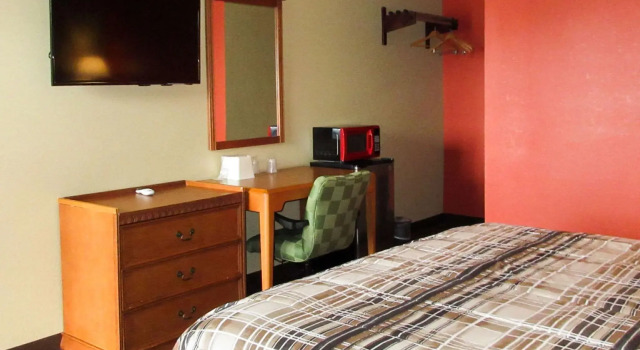 Двухместный номер Standard Rodeway Inn Murfreesboro Downtown