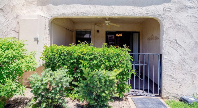 Par at Paradise in Palm Springs, Забронировать Апартаменты/квартира Апартаменты Палм-Спрингса, рядом с Rimrock Shopping Center, Апартаменты/квартира