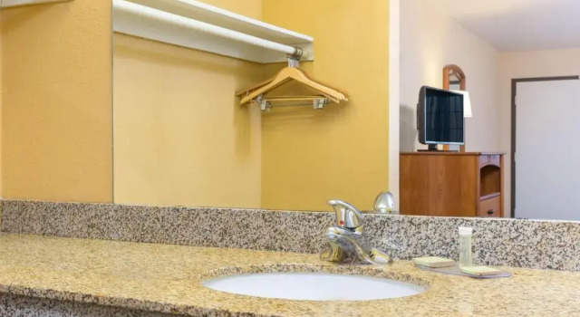 Номер Standard Super 8 by Wyndham El Cajon San Diego