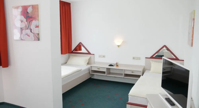 Двухместный номер Economy с балконом Hessen Hotelpark Hohenroda