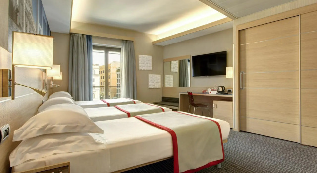 Трёхместный номер Comfort iQ Hotel Roma