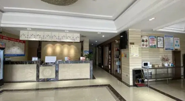 Meg Mercure Hotel (Tianshui City Center Square)