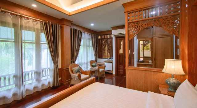 Rich Garden House Hotel