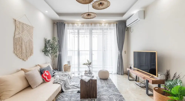Locals Boutique Apartment WanzaiCEC No.5