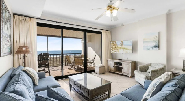 Grand Pointe 411 3 Bedrooms 3 and a Half Baths Direct Beach Front, Prenota Appartamento Orange Beach 
