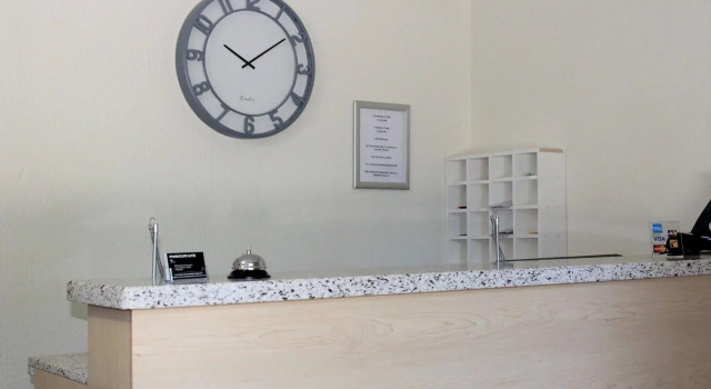 Wharncliffe Suites Motel, Varaa Motelli London 