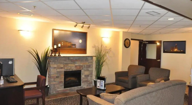 Prairie Moon Inn & Suites Unity