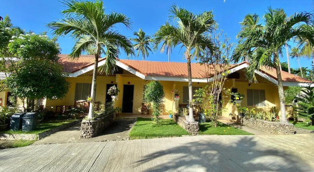 Номер Standard Azure Camotes Resort Hotel