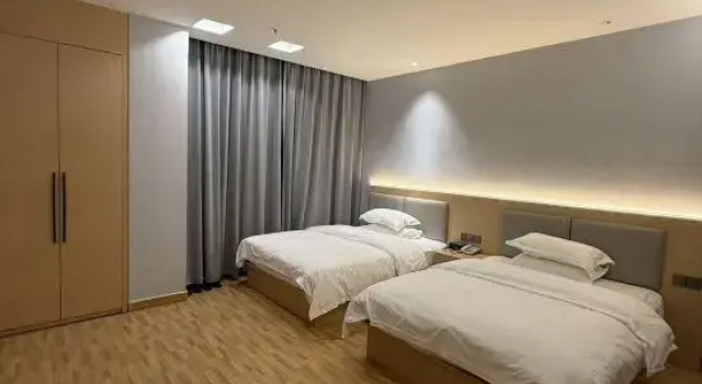 Двухместный люкс Guangzhou Prince Hotel (Huadu Shiling Leather City)