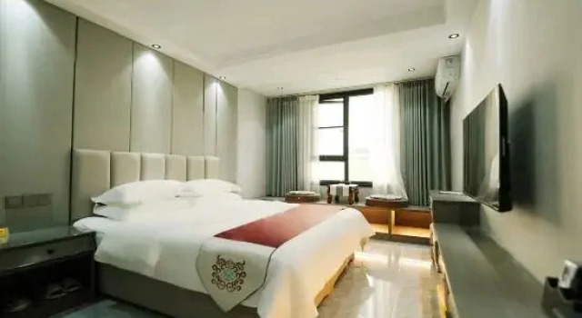 Люкс Deluxe Jiuzhaigou Yueting Mountain Residence Homestay