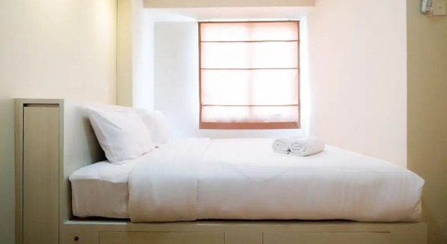 Connect to Pool 2BR Apartment at Bassura City