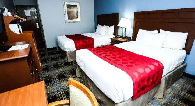 Номер Standard с видом на бассейн Super 8 by Wyndham Villa Rica