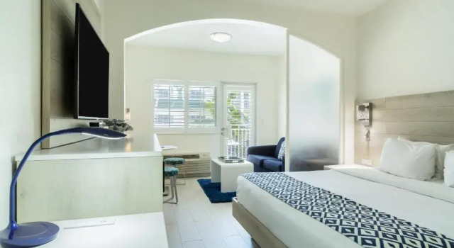 Двухместный номер Deluxe с балконом Ports of Call Resort