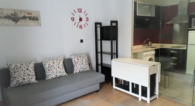 Malaga Center Flat Nosquera, Забронировать Апартаменты/квартира Малага - центр Малага, рядом с Музей Кармен Тиссен