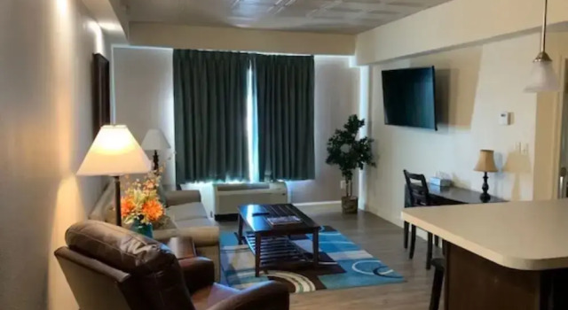 McCoy's Inn, Boek Hotel Ripley 