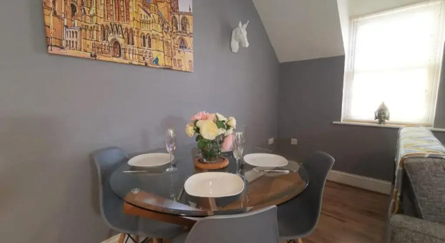 Апартаменты George Hudson Court Apartments