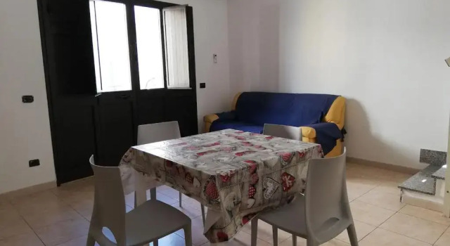 Indipendence's house, Забронировать Отель Отели в центре Испика, в центре