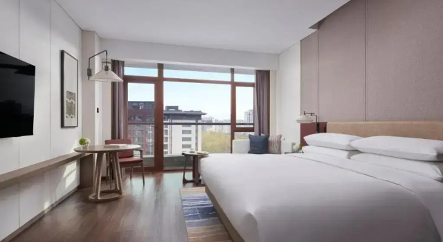 Standardowy dwuosobowy klub pokój Courtyard by Marriott Beijing Yanqing