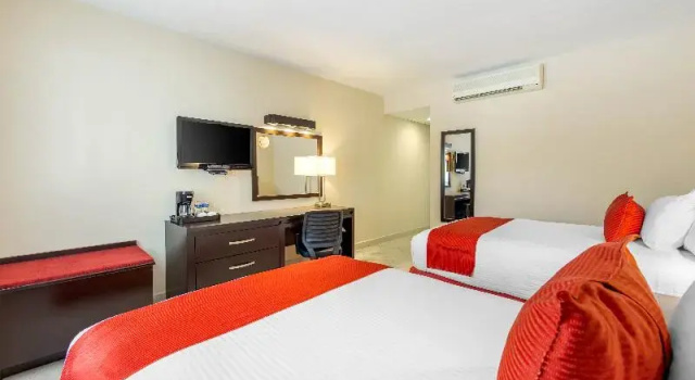Четырёхместный номер Standard Eco City Hoteles