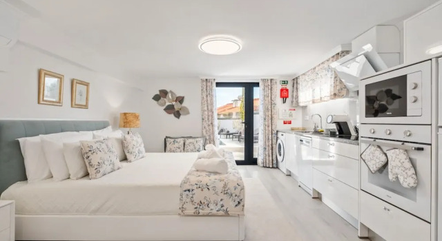 Camacho Studios - Turquoise Room by Homie, Rezerwuj Apartament Hotele w Funchal z parkingiem, Parking
