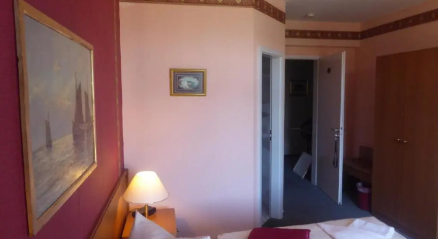 Hotel Koos, Book Hotel Putbus Rügen