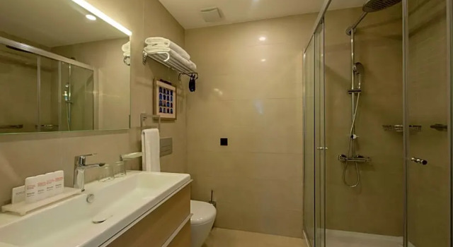 Апартаменты Premium с 2 комнатами с балконом Radisson Blu Residence, Istanbul Batisehir